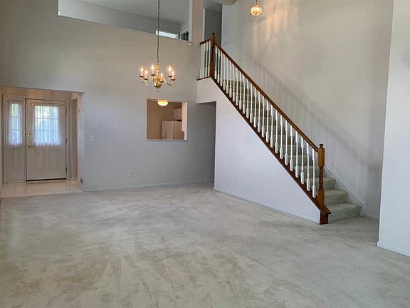 5th image of 6649 Pondfield Ln