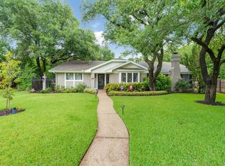 1205 Oakhurst Ct, Southlake, TX 76092