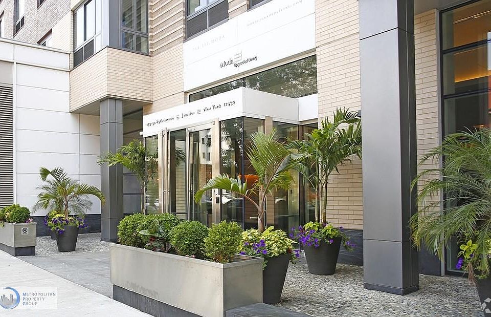 1st image of 15350 89th Ave APT 526