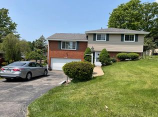 3126 Hillcrest Rd, Bethel Park, PA 15102