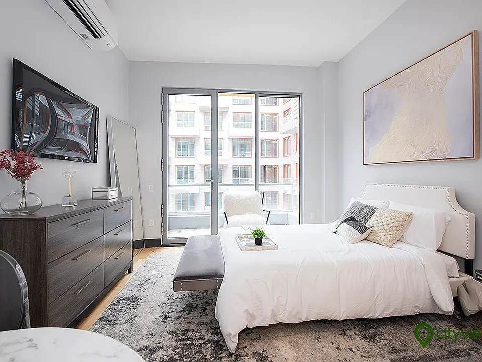 10 Montieth St #746