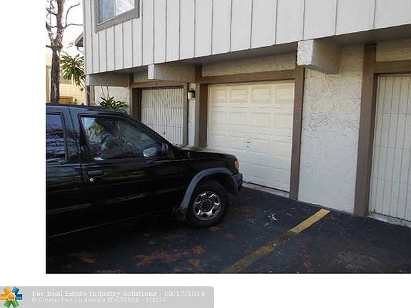 GREAT PLACE WITH GARAGE