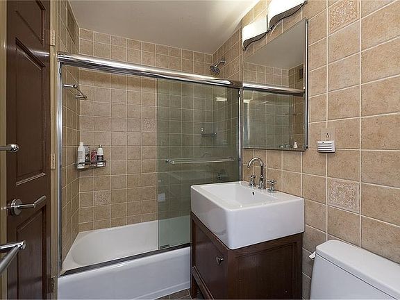 5th image of 2 Tudor City Pl #6