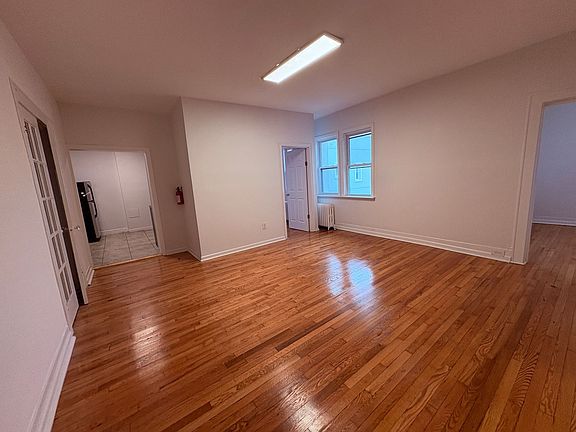 5th image of 206-210 2nd Ave #16