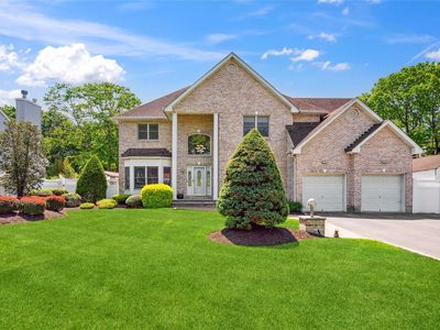 4 Millennium Court, Bohemia, NY, 11716