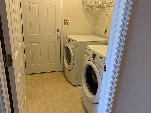 5th image of 101 Pelham Dr