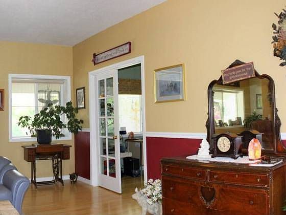 1st image of 3020 E Owen St