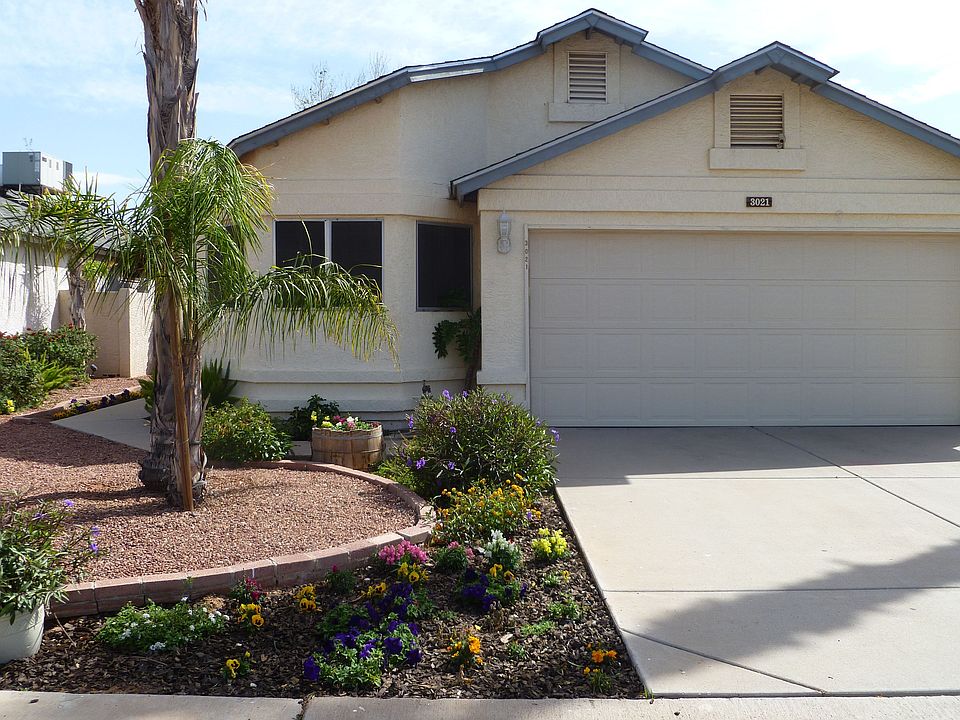 Front View of Home