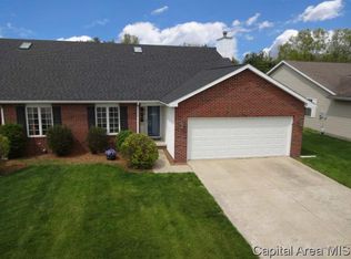 3313 Crystal Lake Dr, Springfield, IL 62711