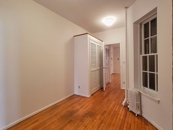 5th image of 308 E 82nd St APT 2W