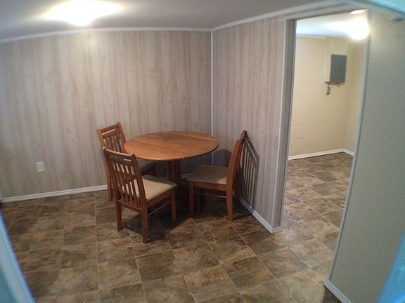 5th image of 522 Francis Blvd
