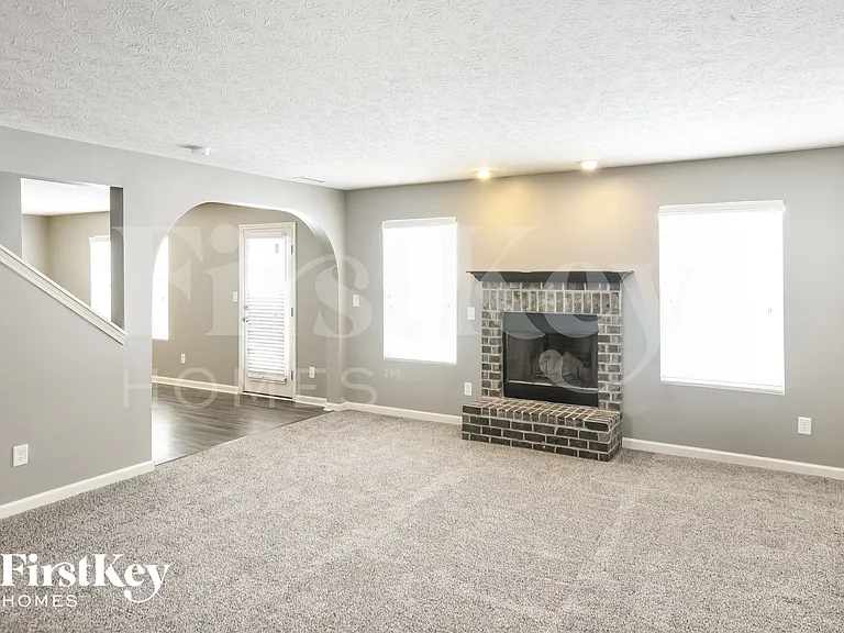 5773 Weeping Willow Pl — Photo 4