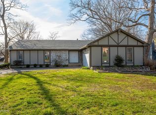 11006 Eagles Cove Dr, Louisville, KY 40241