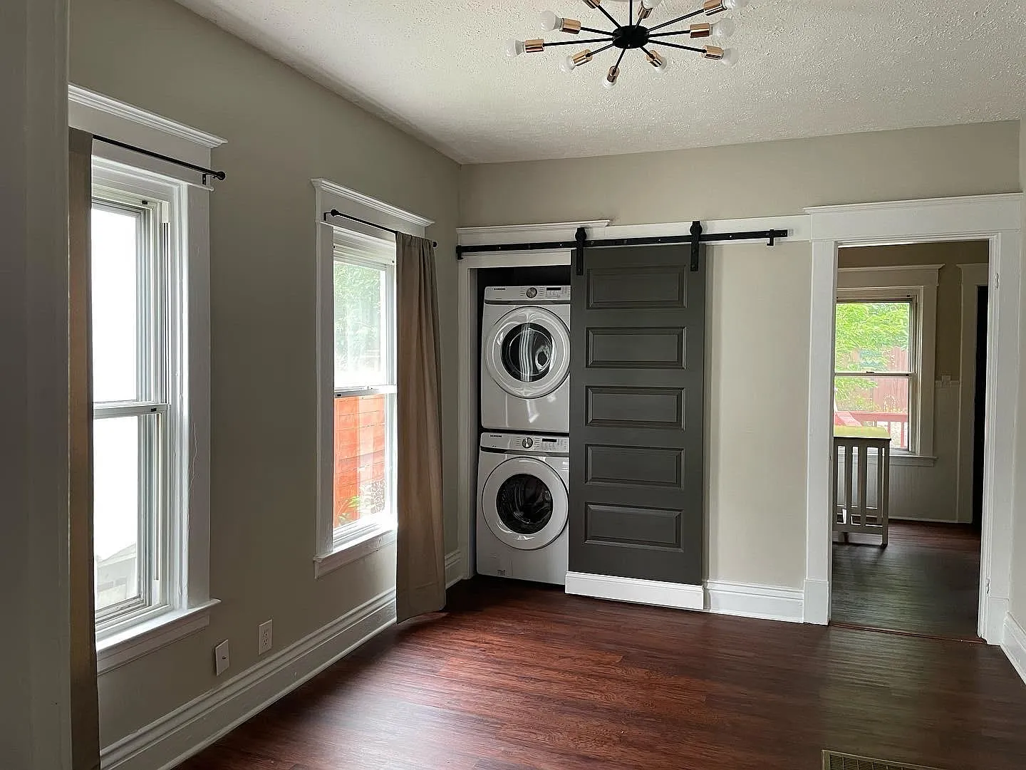 2 bed, 756 sqft, $1,350 — Photo 4