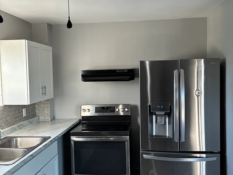 19 Bend St #3 — Photo 15