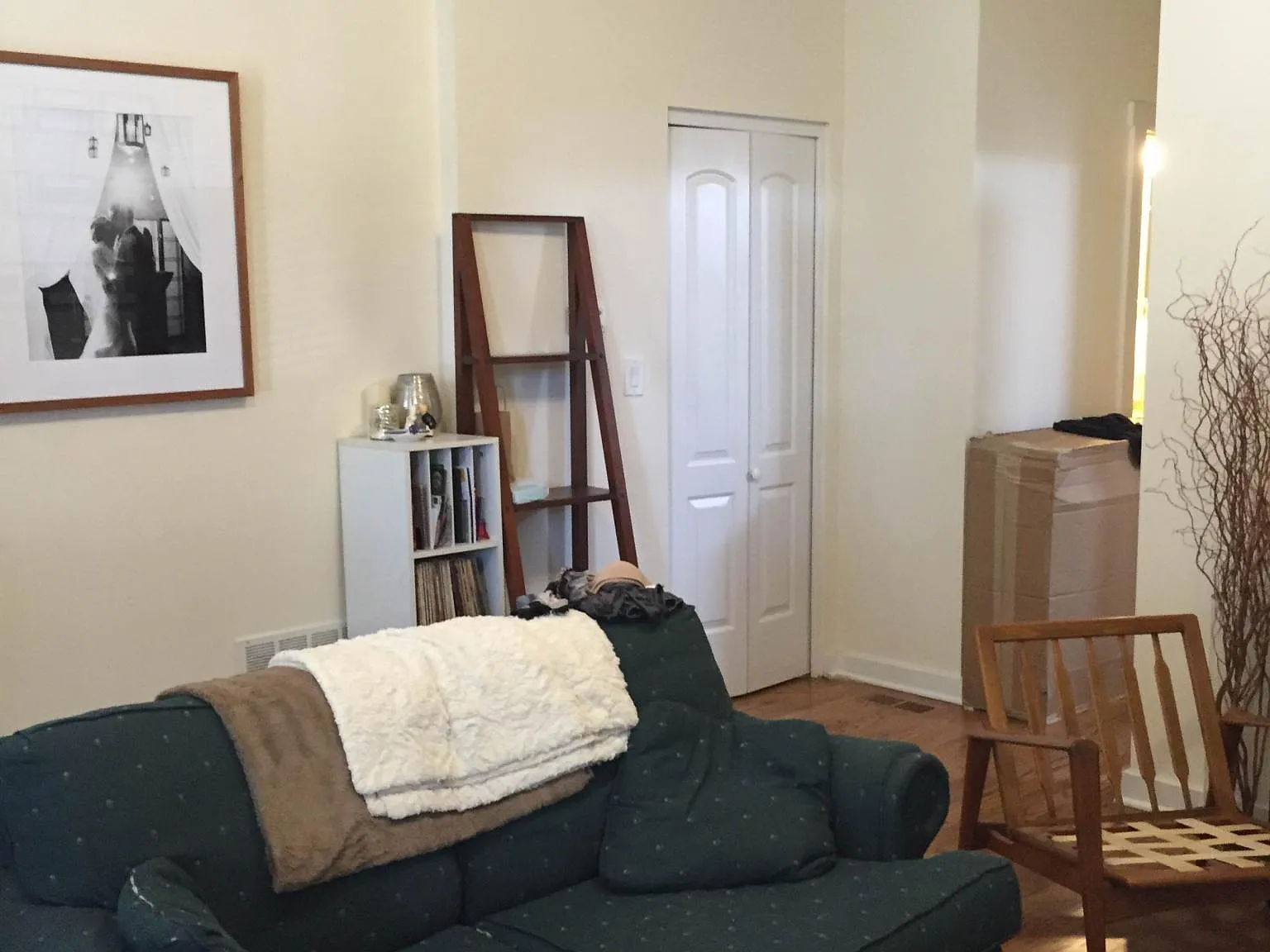 1 bed, 975 sqft, $1,900 — Photo 2