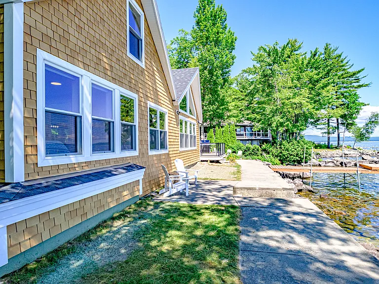 Hawkes Dr — Photo 49