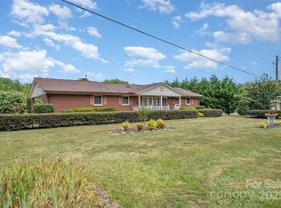 2236 Old Hickory Grove Rd, Mount Holly, NC 28120