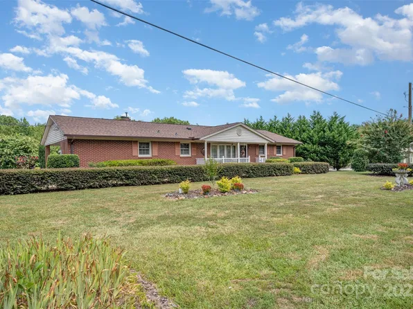 2236 Old Hickory Grove Rd, Mount Holly, NC 28120