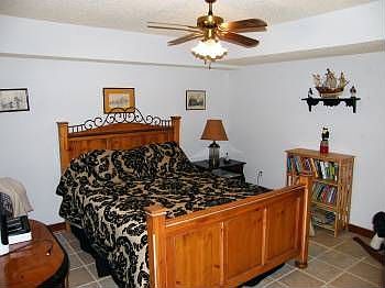 4th image of 6608 Green Arbor Dr