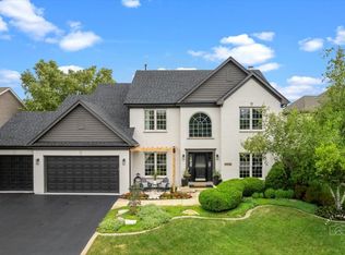 39W350 Sheldon Ln, Geneva, IL 60134