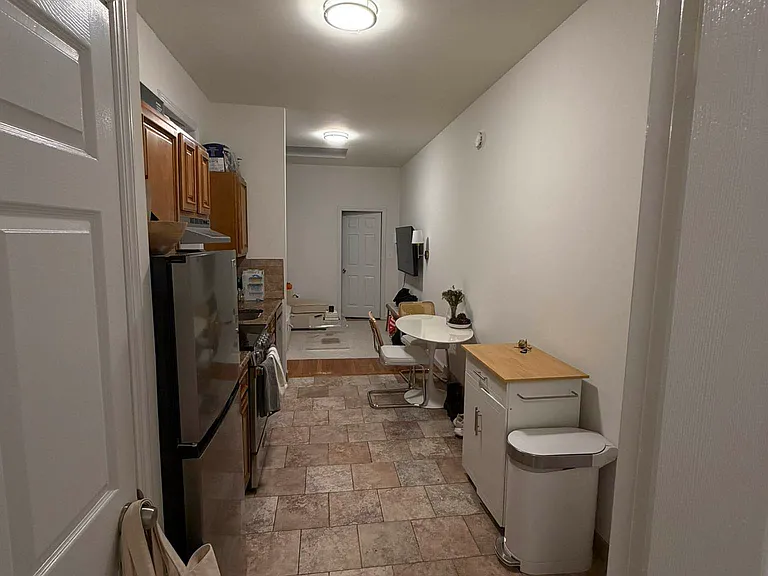 405 E 90th St #5B — Photo 16