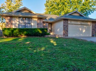 305 Knight St, Nixa, MO 65714