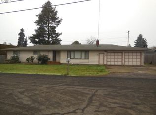 114 Wilkes Dr, Eugene, OR 97404