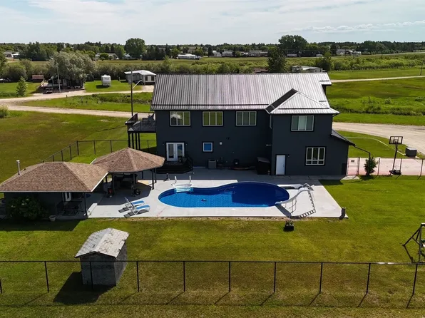 701 Bay Street, Hudson Bay, SK S0E 0Y0