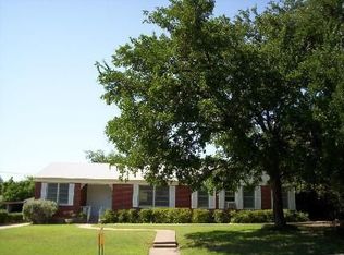 5010 Montrose Dr, Fort Worth, TX 76114