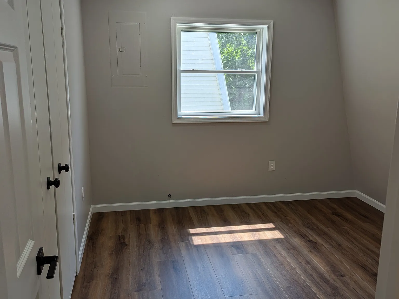 2 bed, 800 sqft, $1,295 — Photo 3