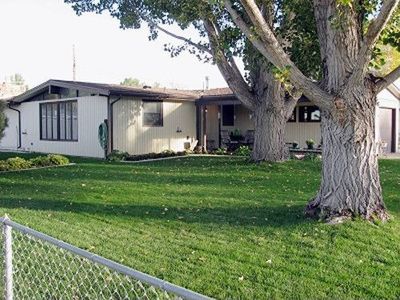 725 S 15th St, Worland, WY, 82401