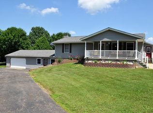 1378 Coonpath Rd NW, Lancaster, OH 43130