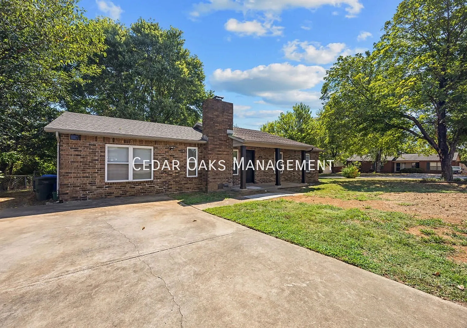 3 Bedroom + Bonus Room | 2 Bath Home with Large Fenced Backyard, Nice Neighborhood — Photo 2