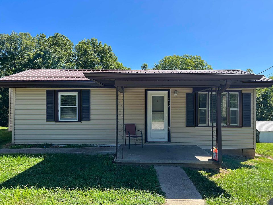 1st image of 842 Smith Ave