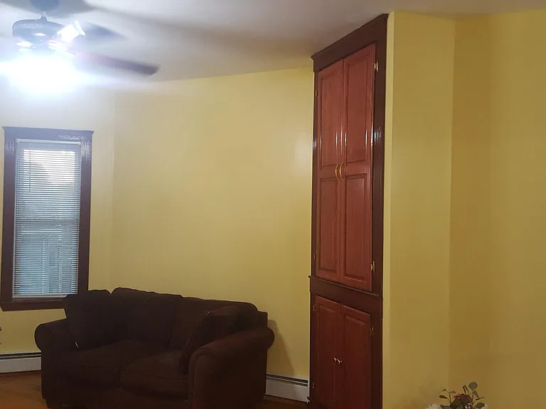 Armoire