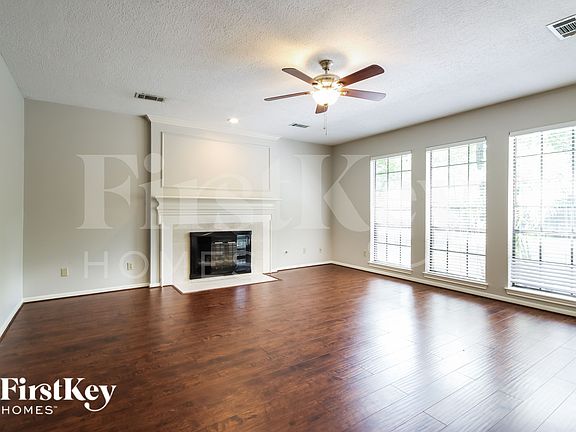 2nd image of 3714 Fern River Dr