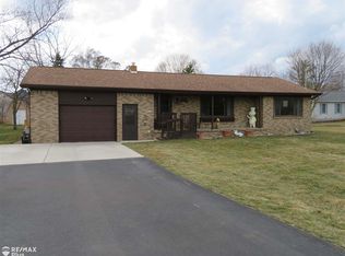 2421 N Irish Rd, Davison, MI 48423