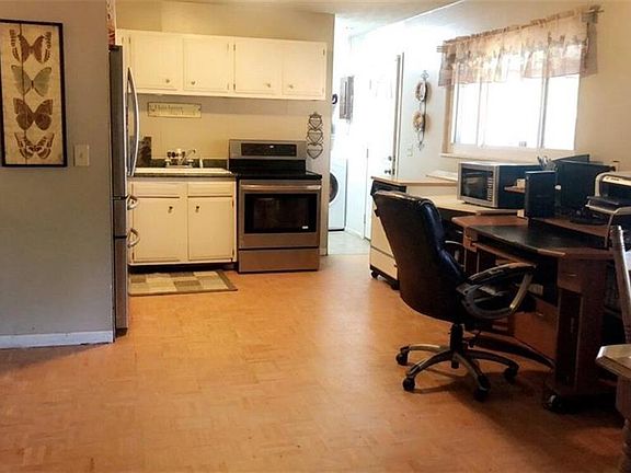 4th image of 114 Weinland Dr