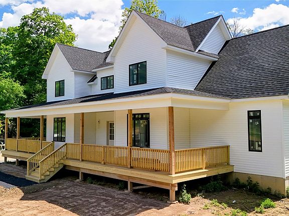 3rd image of 119 Ryerson Road