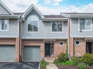 3 Mount Vernon Sq, Verona, NJ 07044