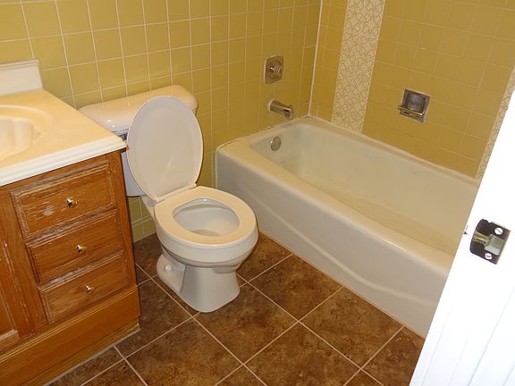 5th image of 9 Crestview Ln Unit 18