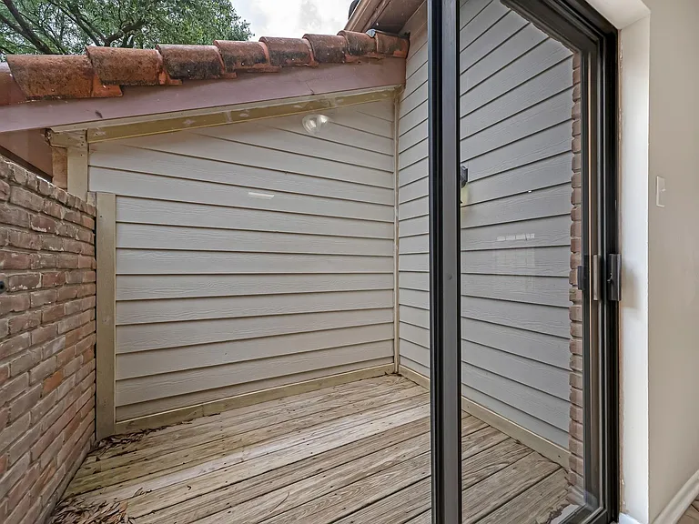 12038 Texas National Blvd — Photo 23