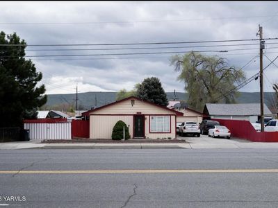 616 W Washington Ave, Yakima, WA, 98903