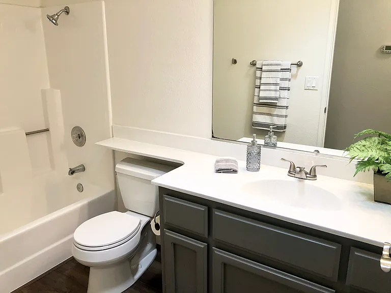502 Butler Ct — Photo 8