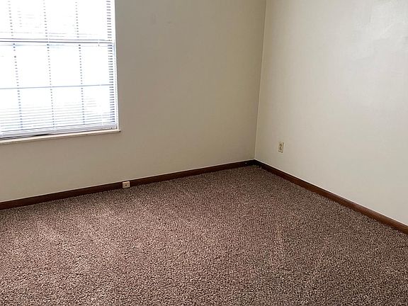 2nd image of 10401 Victoria Dr APT D