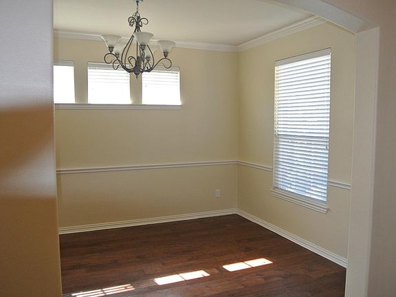 3rd image of 2540 Saddlehorn Dr