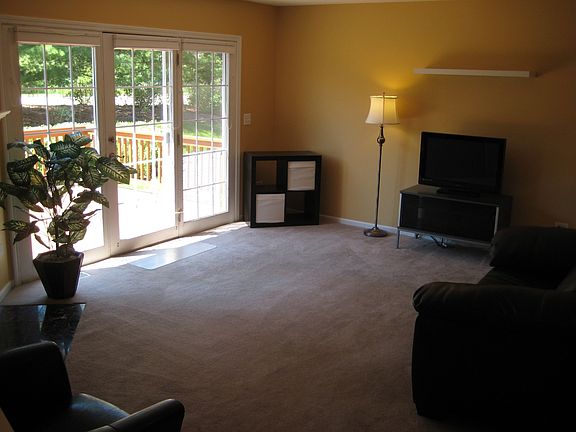 5th image of 1621 W Ethans Glen Dr