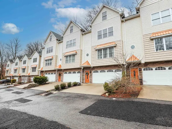 46 Westminster Dr, Morgantown, WV 26501