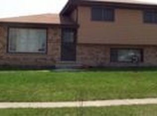 4101 Indian Hill Dr, Country Club Hills, IL